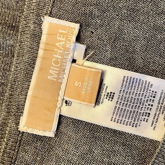 EUC MICHAEL Michael Kors Sweater - Picture 7 of 7